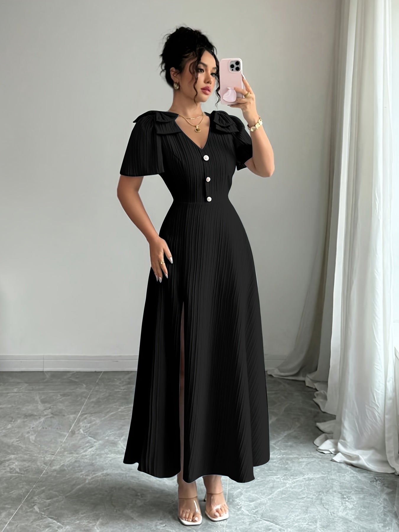 Vestido Elegante con Cuello en V
