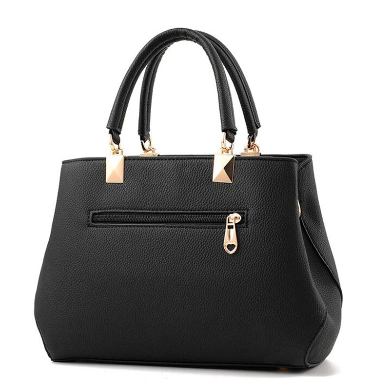 Bolsa de Lujo con Bordado y Borla