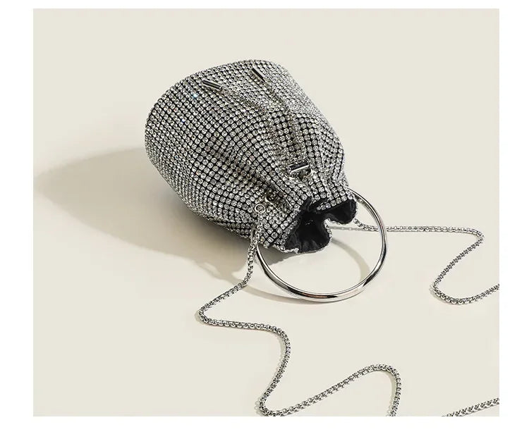 Bolsa Bucket con Flecos de Diamante