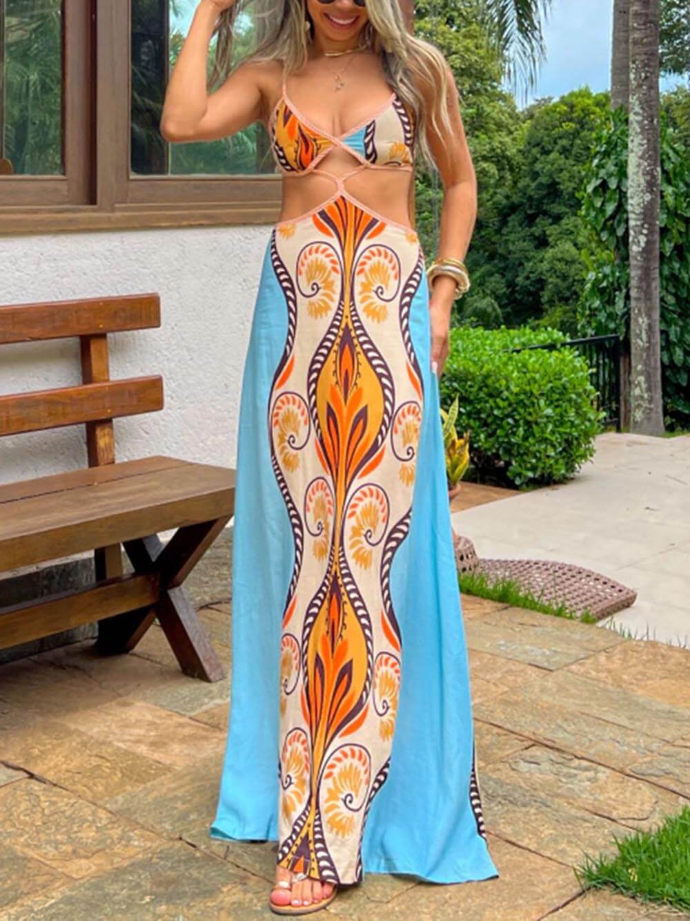 Vestido exótico de tirantes para escapadas de verano