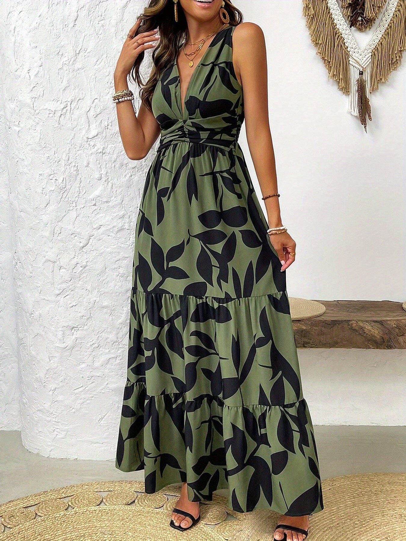 Vestido Largo Elegante con Cuello en V