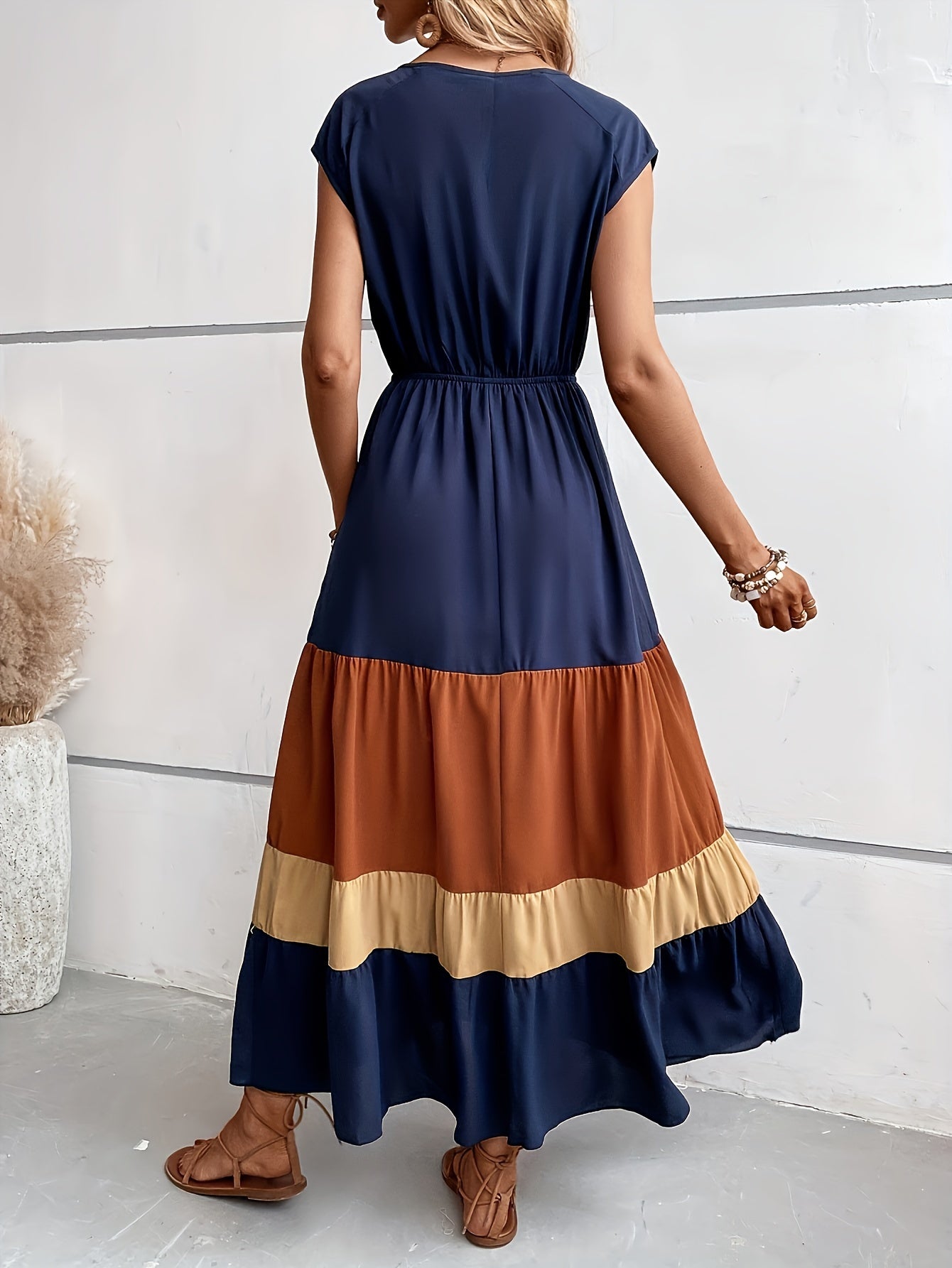 Vestido Clara Con Cuello en V